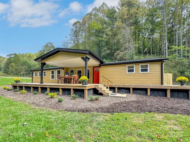 $589,000 | 70 Icicle Ridge Road, Sylva, NC 28779