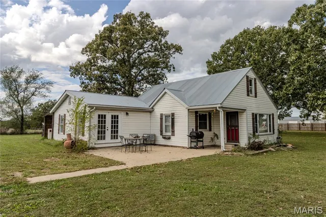 $182,000 | 23835 County Road 6033, Edgar Springs, MO 65462