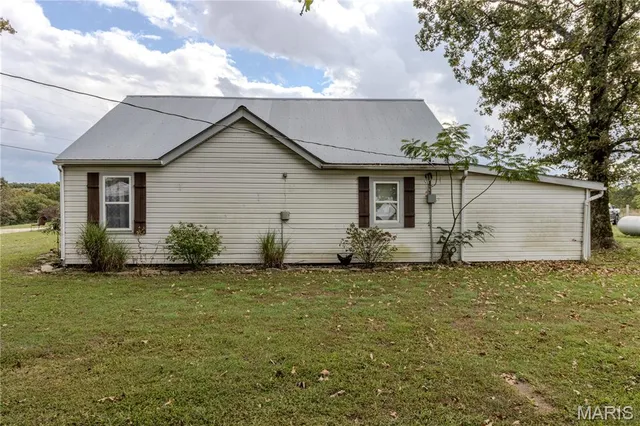 $182,000 | 23835 County Road 6033, Edgar Springs, MO 65462