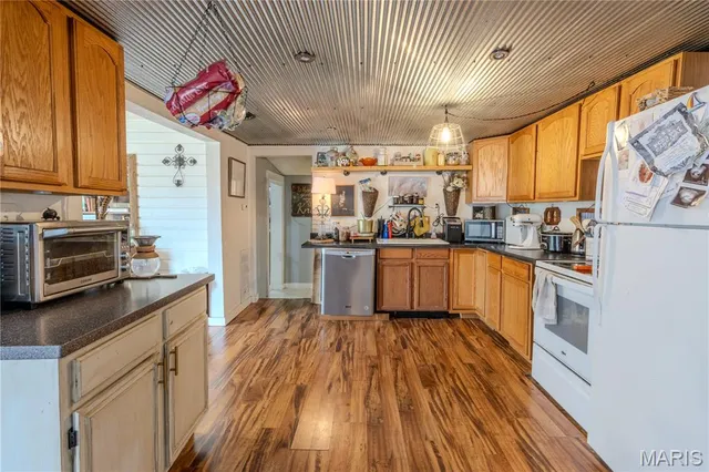 $182,000 | 23835 County Road 6033, Edgar Springs, MO 65462