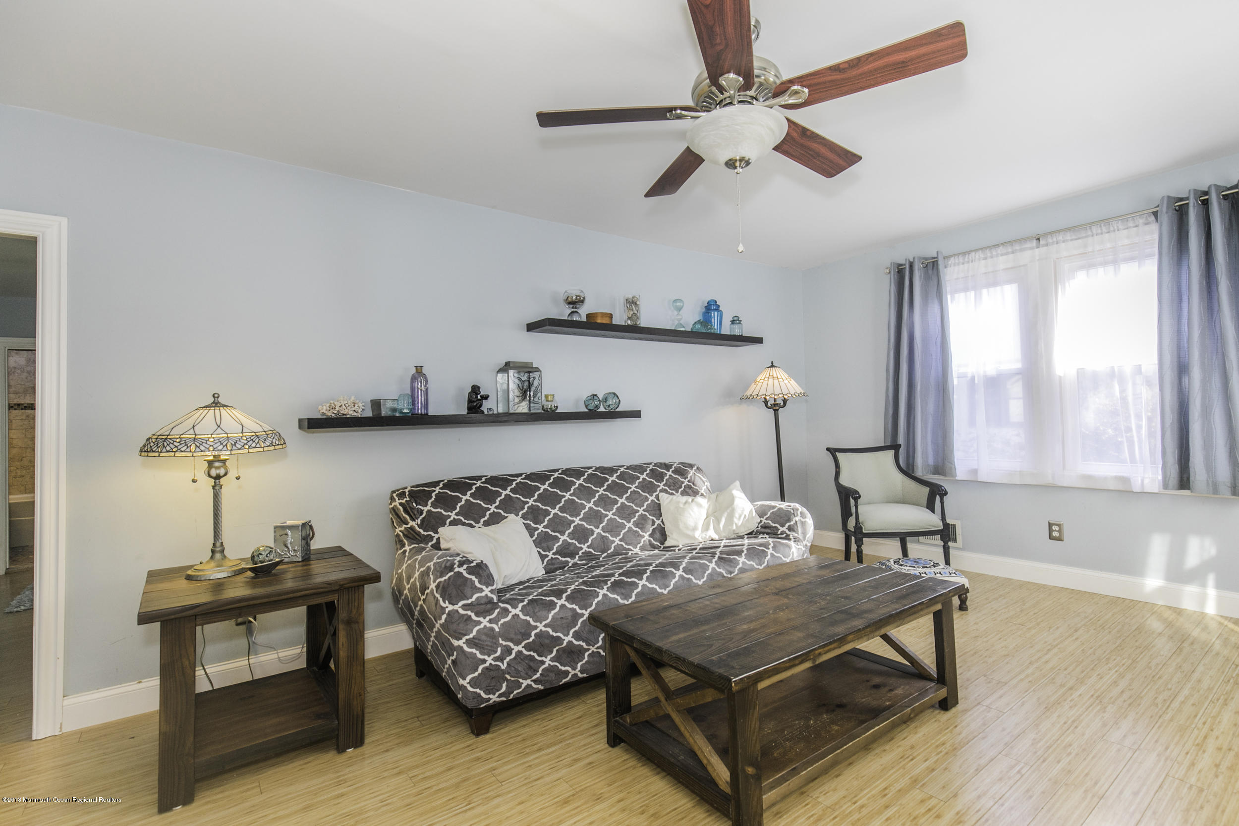 1031 Old Farm Road Point Pleasant, NJ 08742 - Photo 12 of 43 Living Room