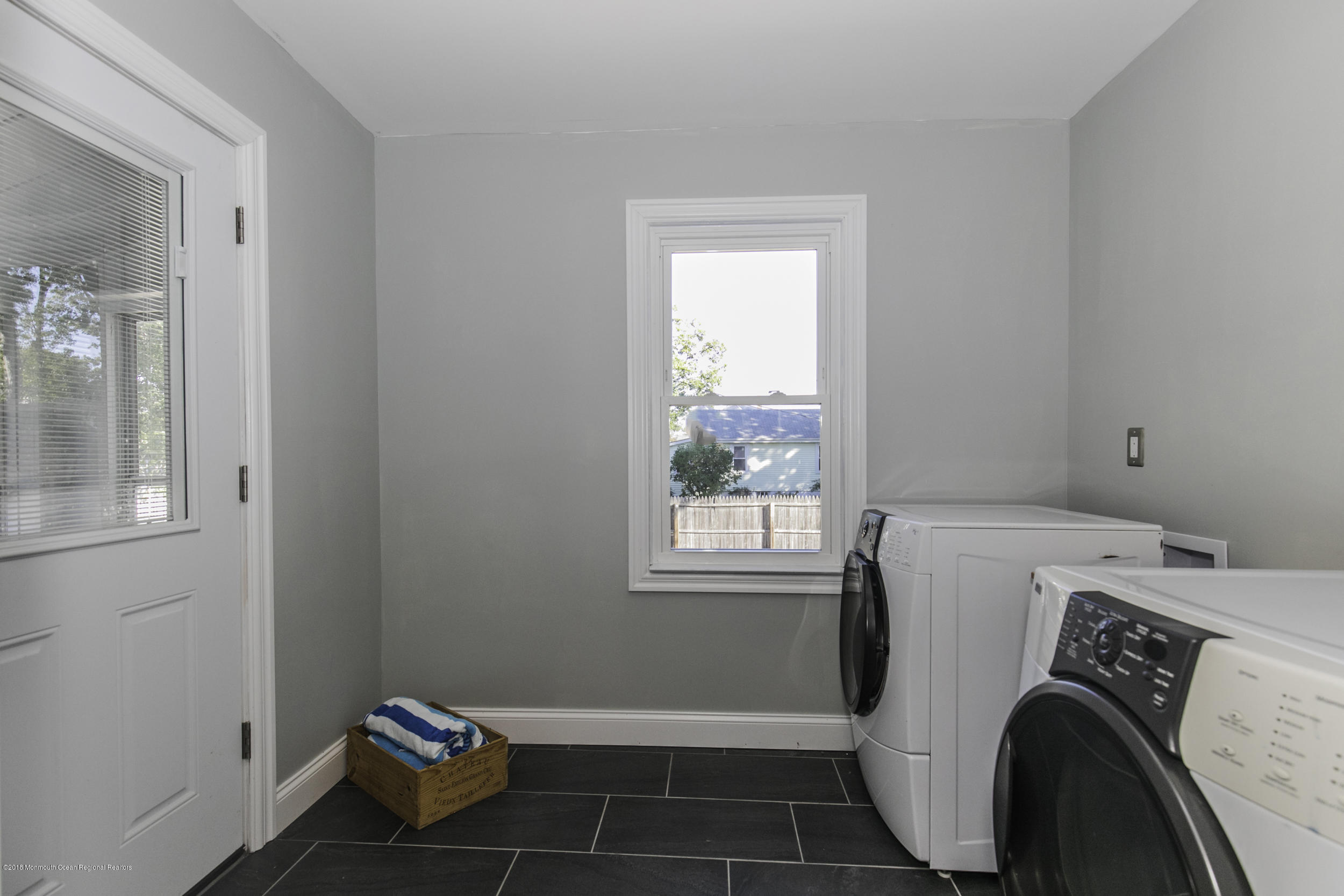 1031 Old Farm Road Point Pleasant, NJ 08742 - Photo 24 of 43 Laundry