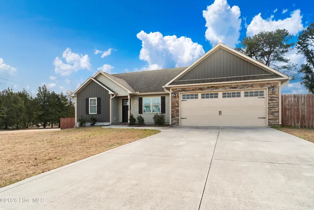$283,000 | 101 Chasity Way, Hubert, NC 28539