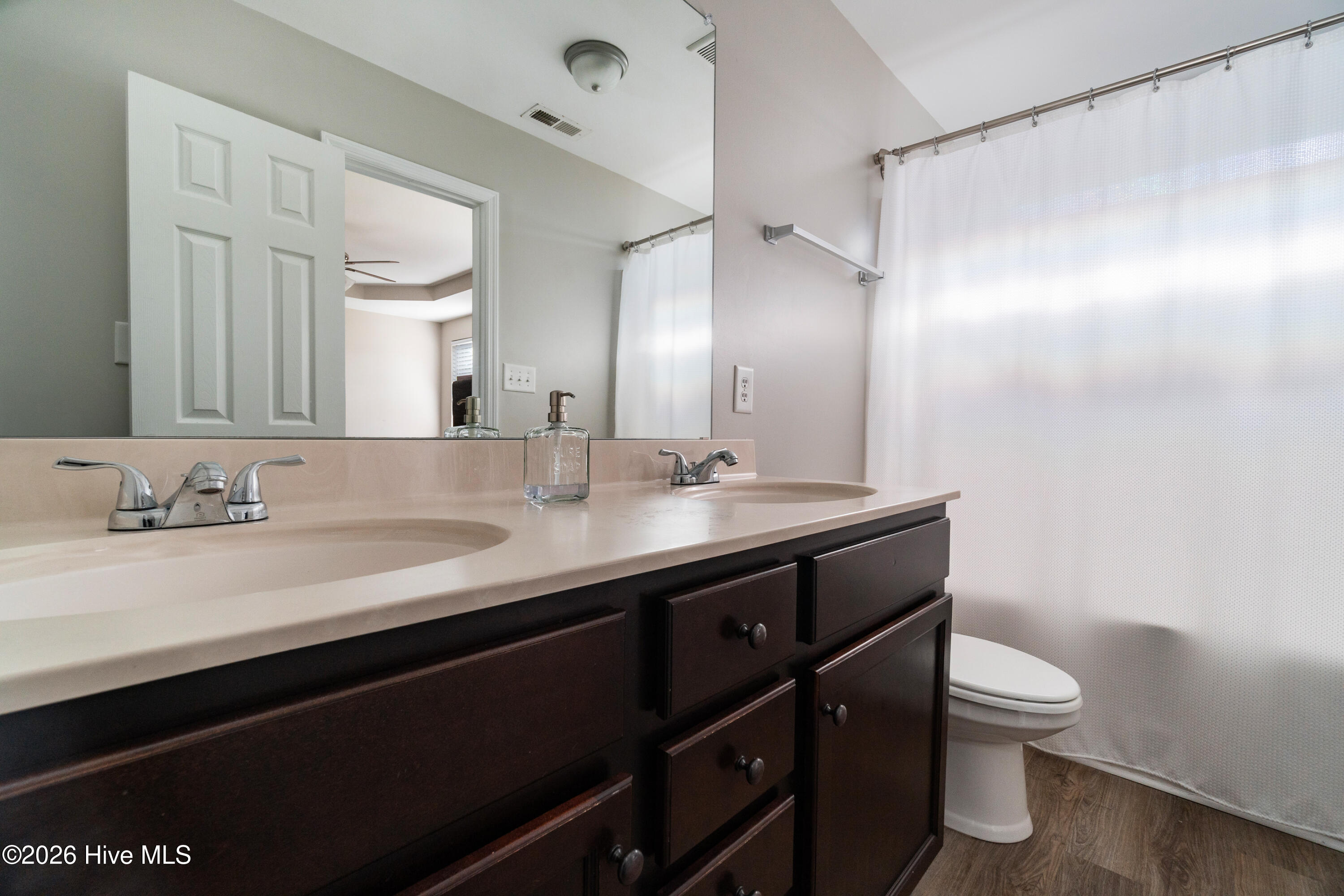 101 Chasity Way Hubert, NC 28539 - Photo 11 of 21 Primary Bath