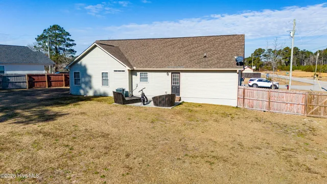 $283,000 | 101 Chasity Way, Hubert, NC 28539