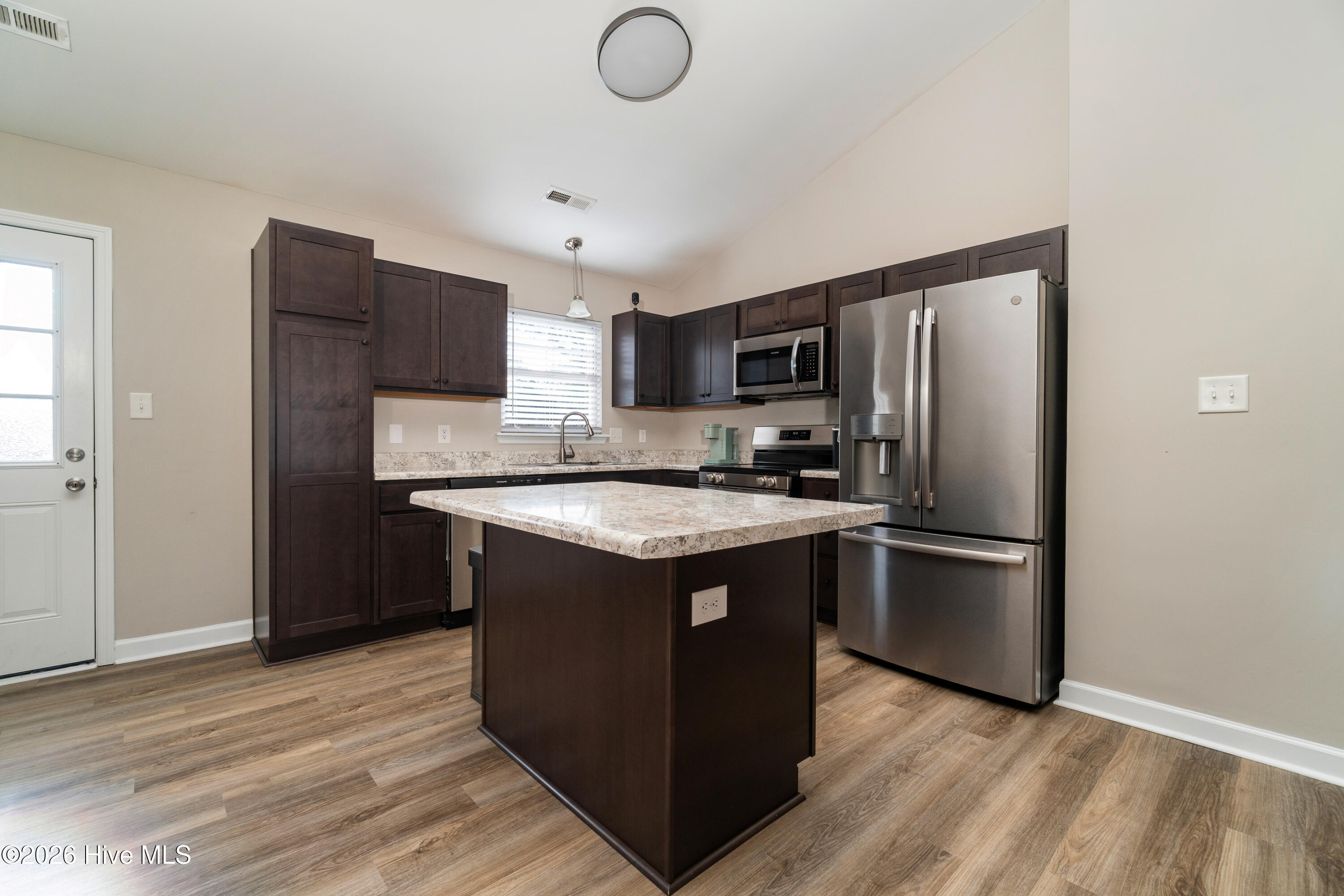 101 Chasity Way Hubert, NC 28539 - Photo 5 of 21 Kitchen