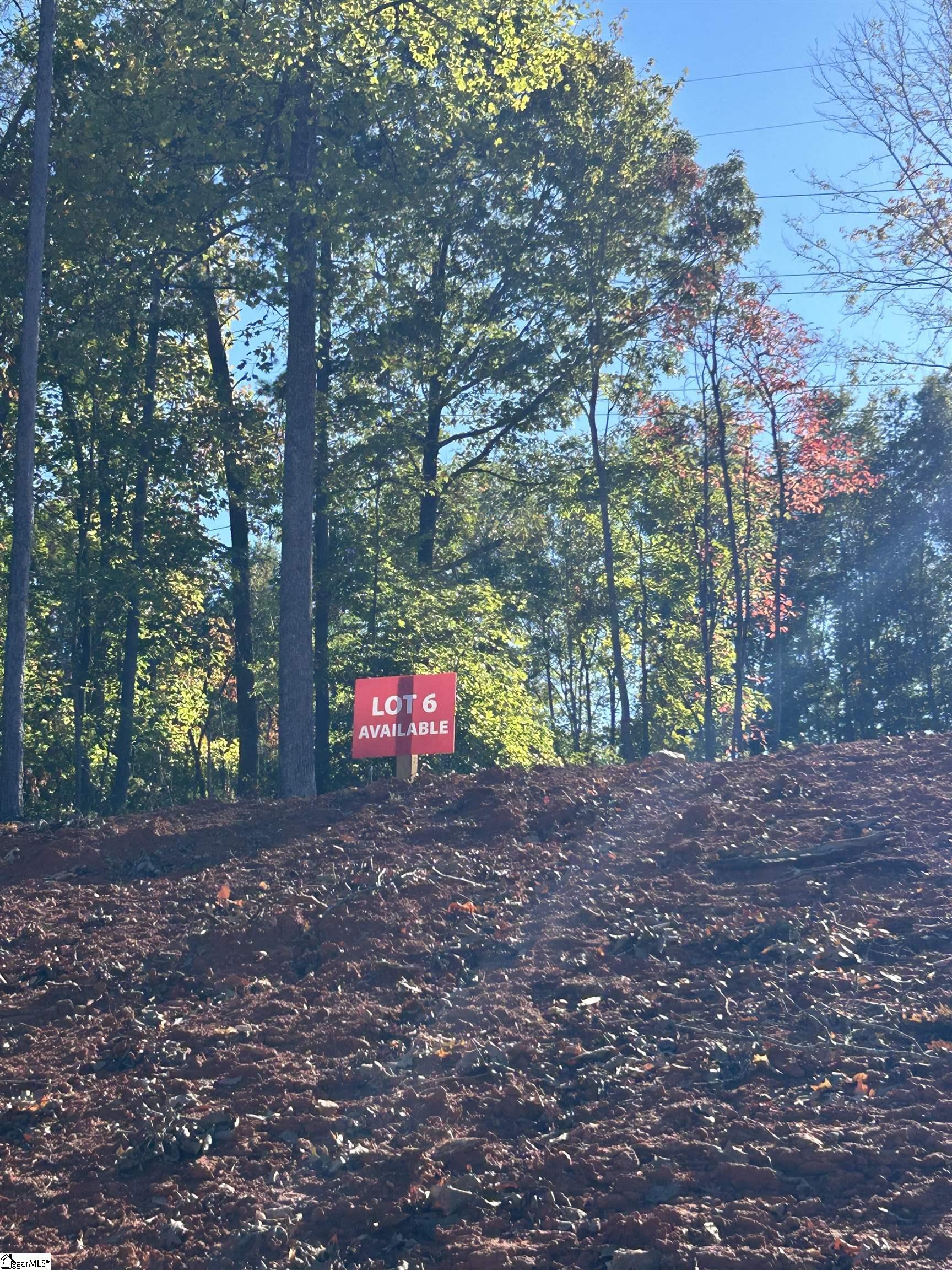 210 Hidden Trail Easley, SC 29640 - Photo 2 of 3 Gallery Image 2