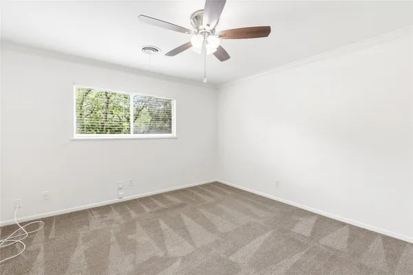 $3,000 | 1613 Sunnyvale Street, Austin, TX 78741
