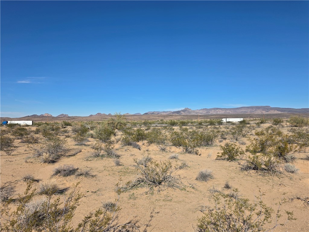 Tbd Frontage Road Yucca, AZ 86438 - Photo 7 of 9 Gallery Image 7