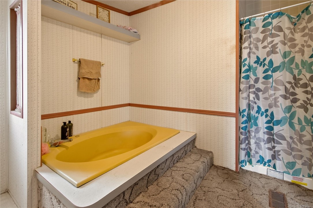 2060 Van Auken Road Arcadia, NY 14513 - Photo 41 of 50 bathroom