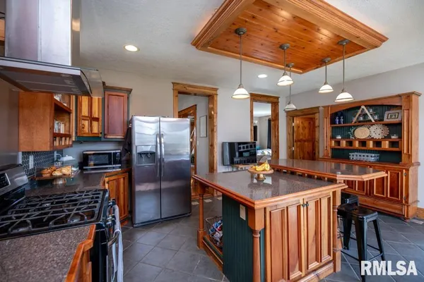 $299,900 | 307 North Logan Street, Deer Creek, IL 61733