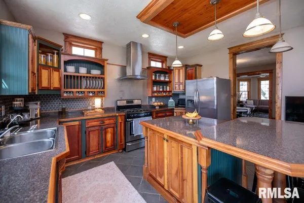 $299,900 | 307 North Logan Street, Deer Creek, IL 61733