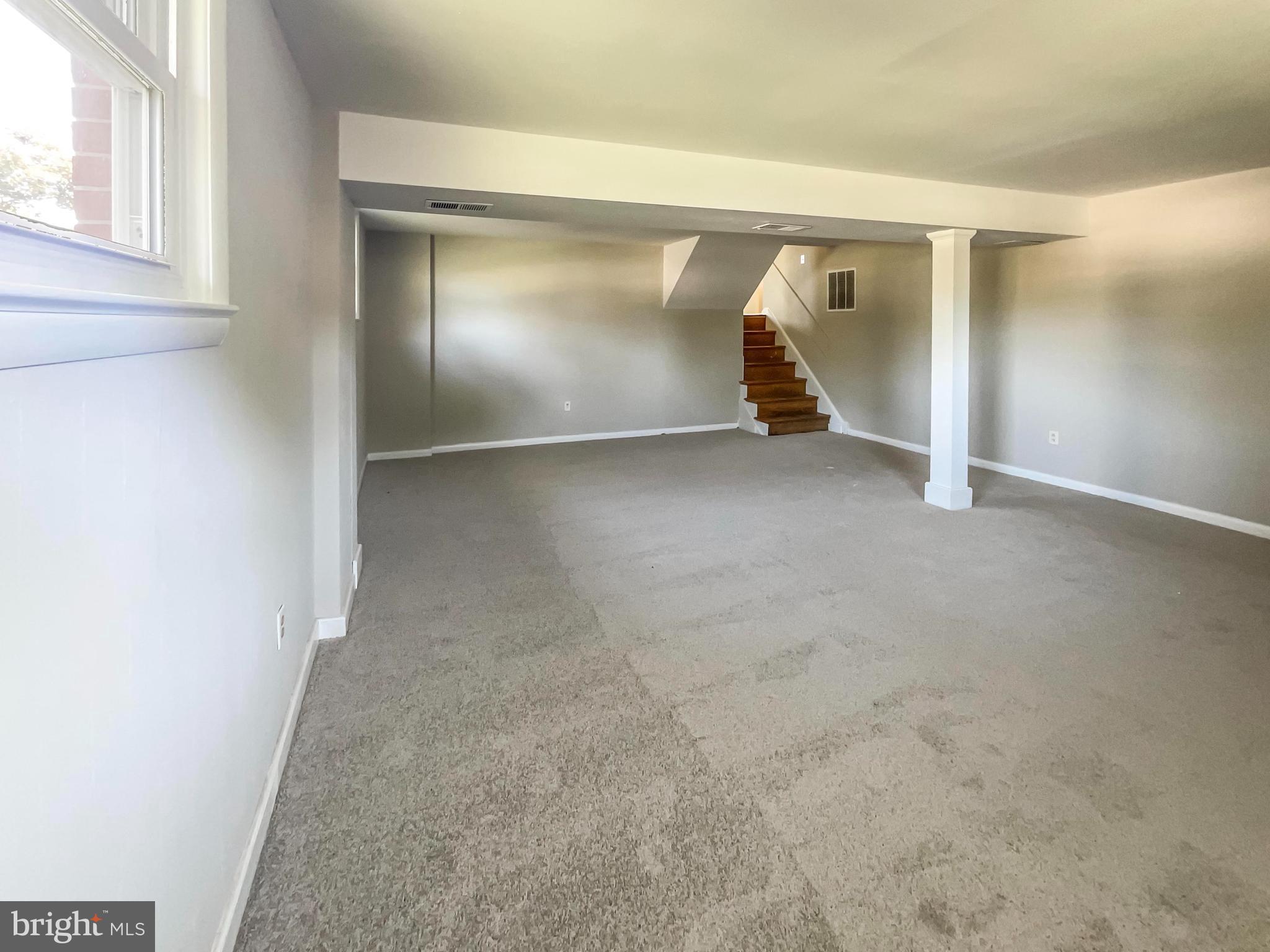 611 West Beech Road Sterling, VA 20164 - Photo 10 of 25 Gallery Image 10