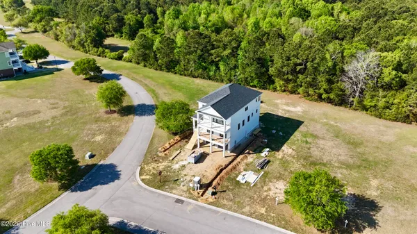 $1,299,000 | 244 Colleton Square, Newport, NC 28570