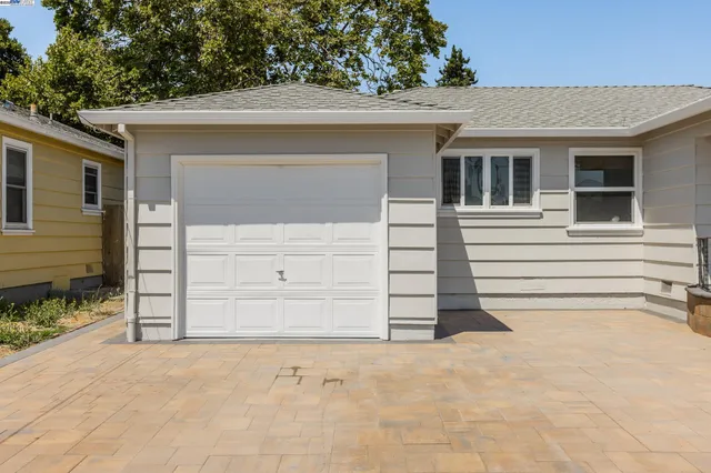 $805,000 | 21259 Hobert Street, Castro Valley, CA 94546