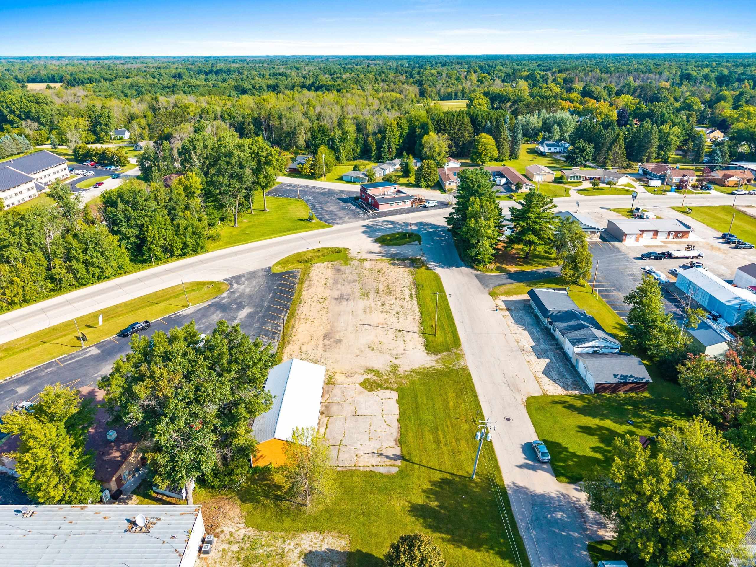 801 French Street Peshtigo, WI 54157 - Photo 4 of 19