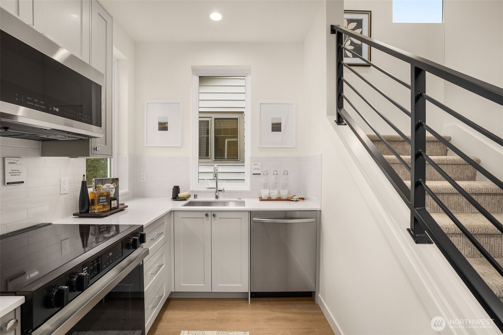 2105 Southwest Genesee Street Seattle, WA 98106 - Photo 6 of 17