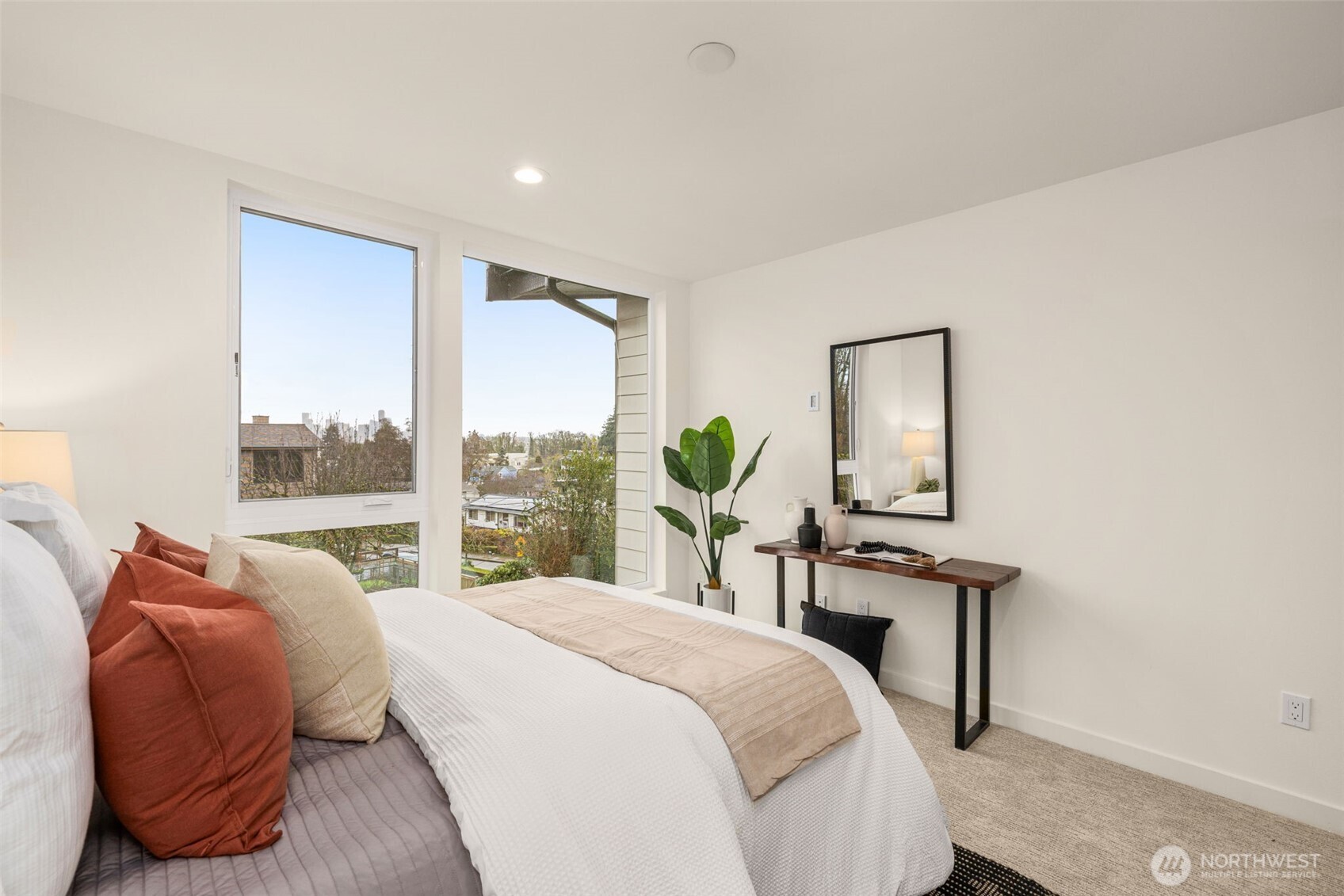 2105 Southwest Genesee Street Seattle, WA 98106 - Photo 9 of 17