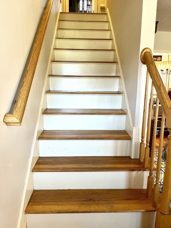 2 Pierce Circle Paxton, MA 01612 - Photo 15 of 31 a view of entryway