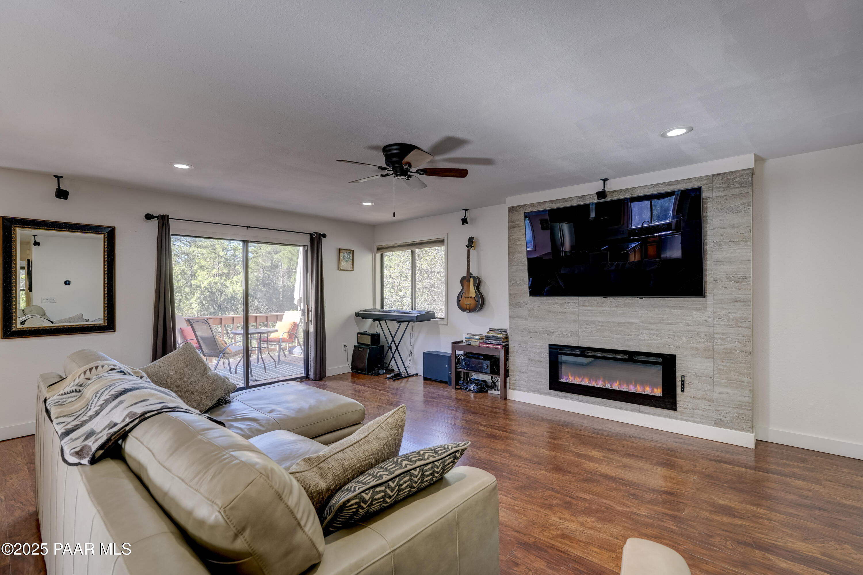 1245 Haisley Road Prescott, AZ 86303 - Photo 6 of 38 Living Room 2
