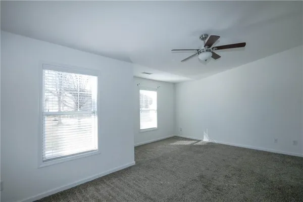 a view of empty room with window