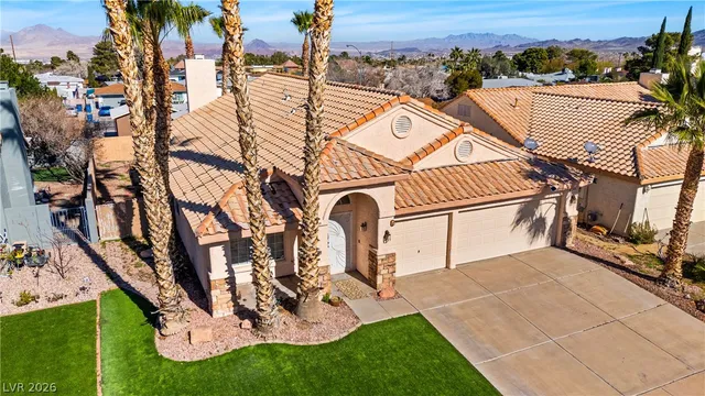 $480,000 | 205 Sea Bluff Drive, Henderson, NV 89002