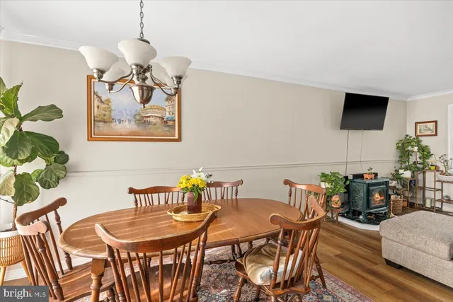 $460,000 | 621 Holly Corner Road, Fredericksburg, VA 22406