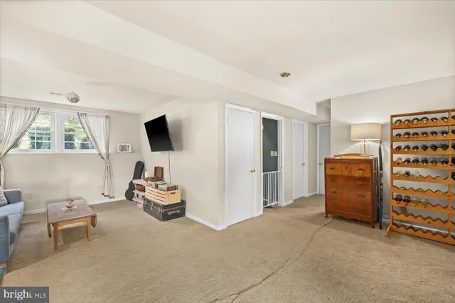 $460,000 | 621 Holly Corner Road, Fredericksburg, VA 22406