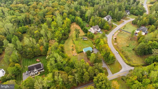 $460,000 | 621 Holly Corner Road, Fredericksburg, VA 22406