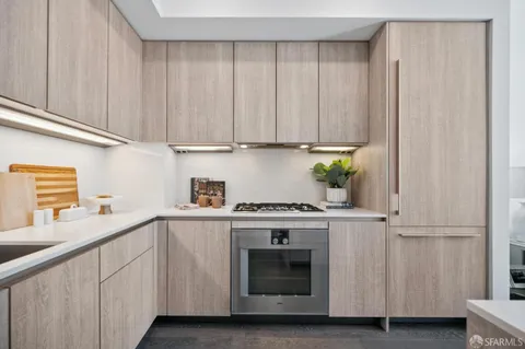 $1,185,000 | 333 Beale Street, Unit 8I, San Francisco, CA 94105