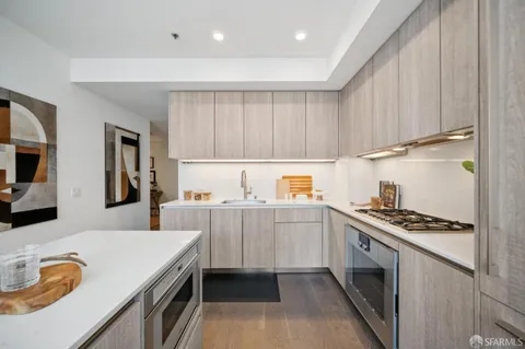 $1,185,000 | 333 Beale Street, Unit 8I, San Francisco, CA 94105