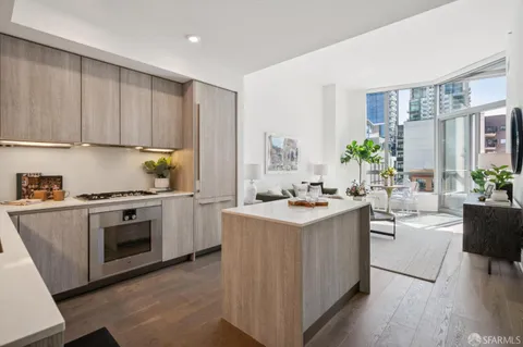 $1,185,000 | 333 Beale Street, Unit 8I, San Francisco, CA 94105