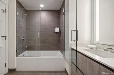 $1,185,000 | 333 Beale Street, Unit 8I, San Francisco, CA 94105