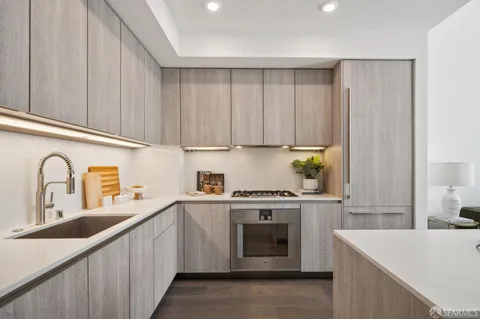 $1,185,000 | 333 Beale Street, Unit 8I, San Francisco, CA 94105