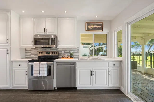 $1,050,000 | 17756 Camino Ancho, San Diego, CA 92128