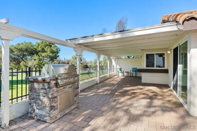 $1,050,000 | 17756 Camino Ancho, San Diego, CA 92128