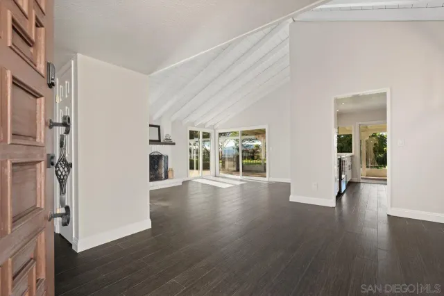 $1,050,000 | 17756 Camino Ancho, San Diego, CA 92128