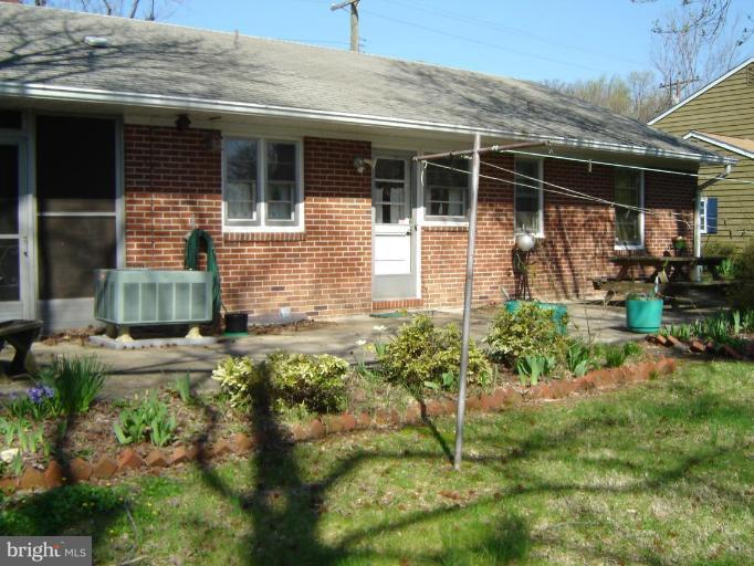 201 Sweetser Road Linthicum Heights, MD 21090 - Photo 2 of 30 Patio