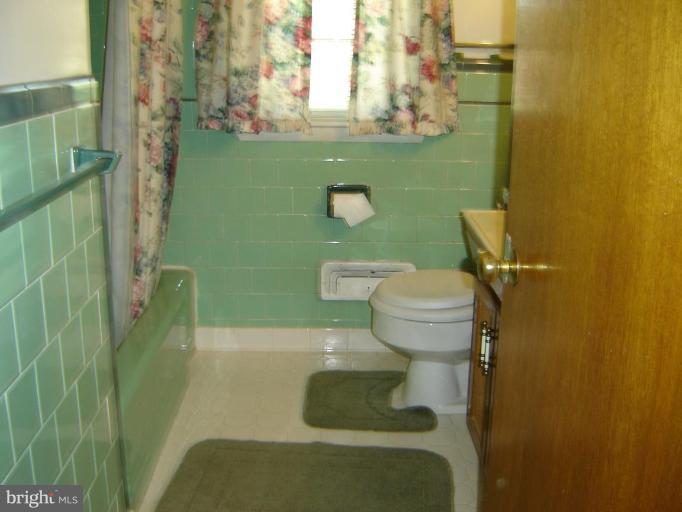 201 Sweetser Road Linthicum Heights, MD 21090 - Photo 17 of 30 Bath #1
