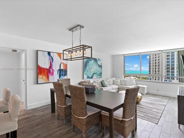 $1,695,000 | 400 South Pointe Drive, Unit 1102, Miami Beach, FL 33139