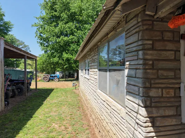 $110,000 | 404 McMurtrey Street, St. Joseph, TN 38481