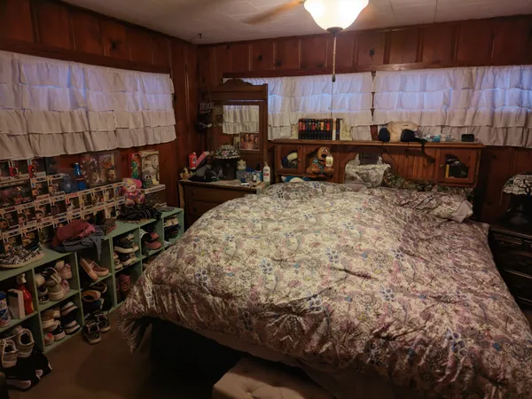 $110,000 | 404 McMurtrey Street, St. Joseph, TN 38481