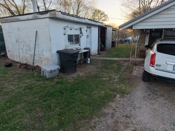 $110,000 | 404 McMurtrey Street, St. Joseph, TN 38481