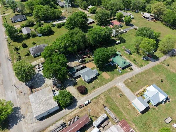 $110,000 | 404 McMurtrey Street, St. Joseph, TN 38481