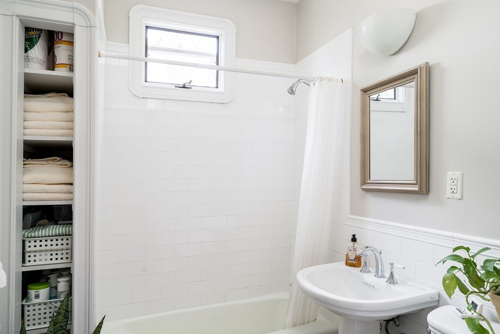 38 Meacham Road, Unit 2 Somerville, MA 02144 - Photo 15 of 20