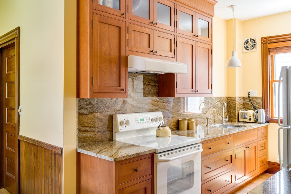 38 Meacham Road, Unit 2 Somerville, MA 02144 - Photo 9 of 20