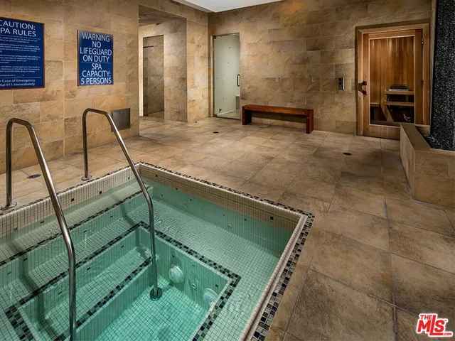 $3,750 | 1041 Glendon Avenue, Unit 5171, Los Angeles, CA 90024