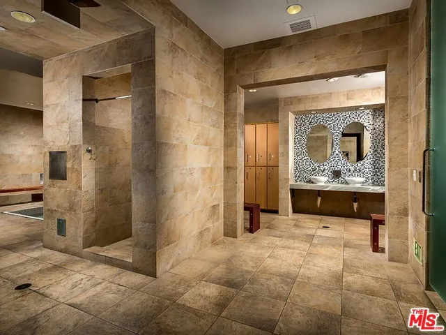 $3,750 | 1041 Glendon Avenue, Unit 5171, Los Angeles, CA 90024