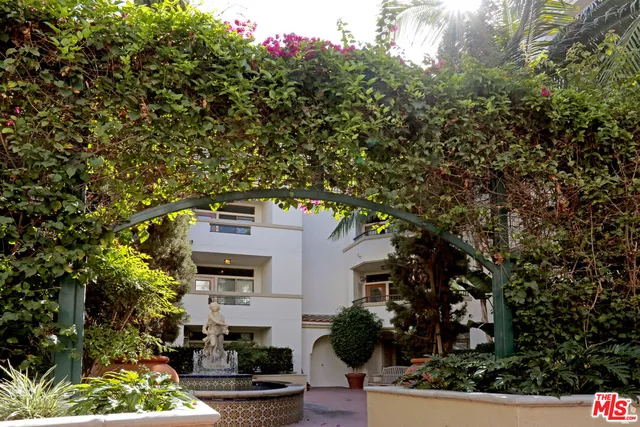 $3,750 | 1041 Glendon Avenue, Unit 5171, Los Angeles, CA 90024