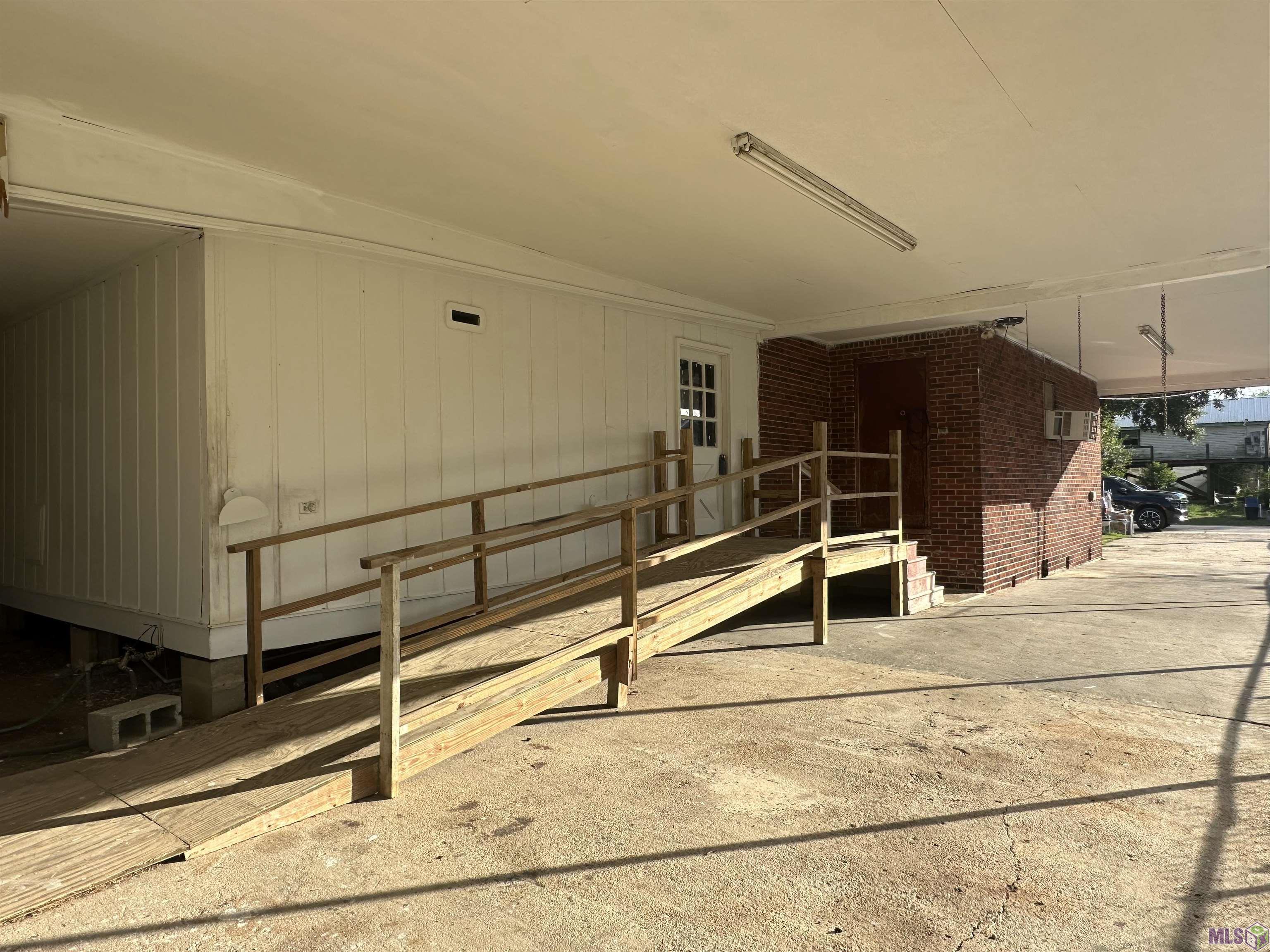 108 Chauvin Street Chauvin, LA 70344 - Photo 7 of 9